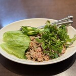 バンコクオーキッド - ラープガイ