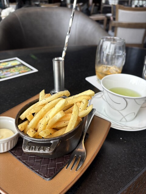 DINING & BAR TABLE 9 TOKYOのご予約 - 品川/レストラン | 食べログ