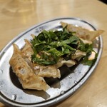 焼鳥 餃子 とり金 - 焼き餃子（紫蘇）