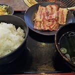 安楽亭 - 