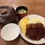 サル食堂 - トンテキ定食