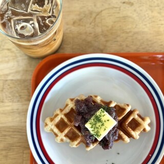 SUNDAY FULLER CAFE_0