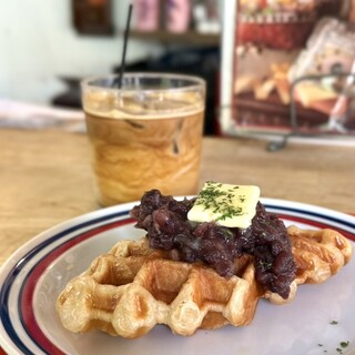 SUNDAY FULLER CAFE_1