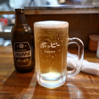 中央酒場 - ドリンク写真:１杯めのホッピー（550円）