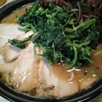 横横家 - チャーシュー麺　青菜増し