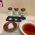 白花咲々 - 料理写真:店内