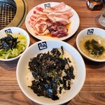 牛角 - 料理写真:焼肉三種盛り定食、カルビ専用ご飯