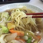 宇部市役所食堂 - 中太麺と透きとおるスープ