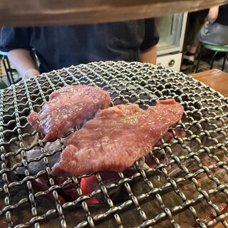 ホルモン屋小泉 ジョンの店_0