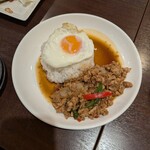 ソイアーリータイ料理 - 
