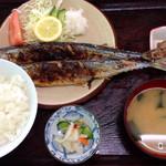 永田ドライブイン - 秋刀魚定食