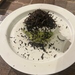 古澤亭 - アボカドとブラッターチーズのトリュフがけ