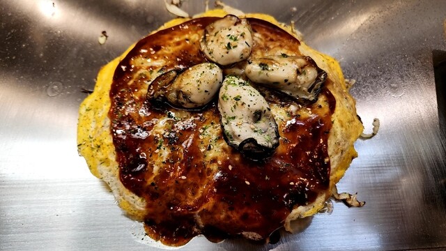 Ron - Hatchobori/Okonomiyaki (Japanese savory pancake) | Tabelog