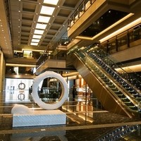 Szechwan Cuisine & Wine 四川料理 御馥 中之島ダイビル店 - 中之島ダイビルの1F・・・エスカレーターで3Fに上がりましょう