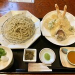 手打蕎麦　よしの