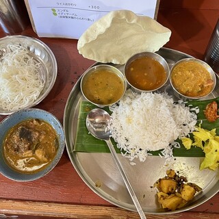 南インド料理 なんどり