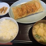 野方餃子 - 焼餃子6ヶ定食　946円