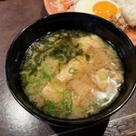びっくりドンキー - ランチのお味噌汁