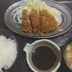 親子丼と鶏料理 鶏山賊 - 