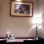 日本食堂 グランスタダイニング店 - 落ち着いた店内