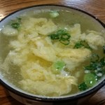 兼山 - 焼きめしに付いてくる玉子スープ（なぜかオムライスには付いてこない）