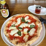 ゾナヴォーチェ - 料理写真:マルゲリータ¥1500、常陸野ネストビール（ペールエール）¥700