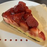 fika. - 赤い果実のタルト¥850