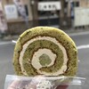 和洋菓子 ヤマキ - セリロールケーキ（税込245円）