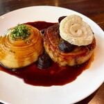 Pig & Palm - 