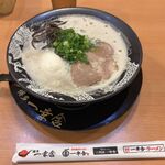 博多 一幸舎 - 濃厚豚骨,博多 一幸舎 博多デイトス店(博多駅)TMGP撮影