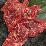 黒毛和牛 焼肉うし雅 - 