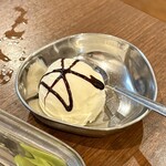 ナンダ インディアン ダイニング - チャイルドセットのアイス