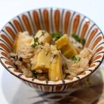 うを徳 - 2026.4 物集女産筍と青森産エゾアワビと京都産花山椒のおこわ