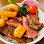 ラウンジ ボアザン - ローストビーフボウル