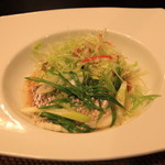 福寿荘別館　はいふう - 2012年12月　南伊勢産朝取れ鯛の中華蒸し。
      