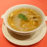 MING COURT - フカヒレ入りスープ