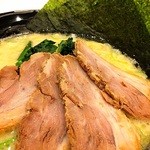 横浜家系ラーメン かねだ家 - 塩チャーシュー