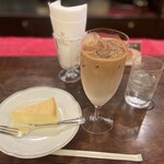 カフェ・アンセーニュ・ダングル - 