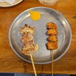 南口やきとん - なんこつ・にんにく