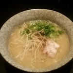 居酒屋ぴっき - ラーメン　中