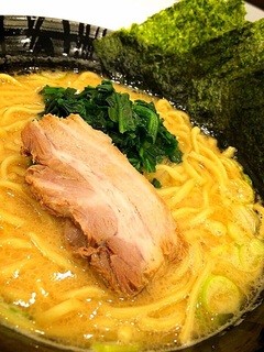 横浜家系ラーメン かねだ家 - 