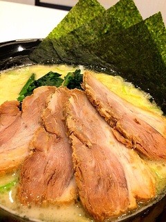 横浜家系ラーメン かねだ家 - 