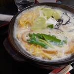 喫茶＆お食事処 がろ～ - 鍋焼きラーメン（ニンニクホルモン）