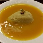 赤坂 菊乃井 - 2015.2　ピスタチオアイス　マンゴーソース