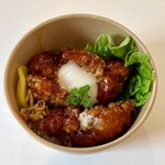 あんず お肉の工場直売所 - 料理写真:ヤンニョムチキン弁当