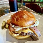 OVERWHELM HAMBURGER & BAR STAND - ベーコンエッグチーズバーガー ペプシコーラ