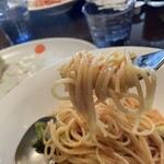 RISTORANTE&BAR ITALIANA ミア アンジェラ - 農家のベーコンとブロッコリーのトマトクリームソース　パスタアップ