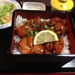 鳥常本店 - とり重です