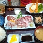 お食事の店萬福 - 料理写真:竹定食