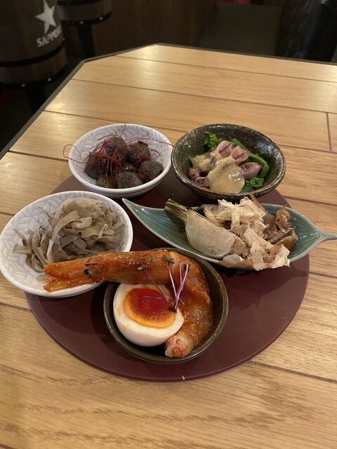 小粋なアテと酒 戸だま
